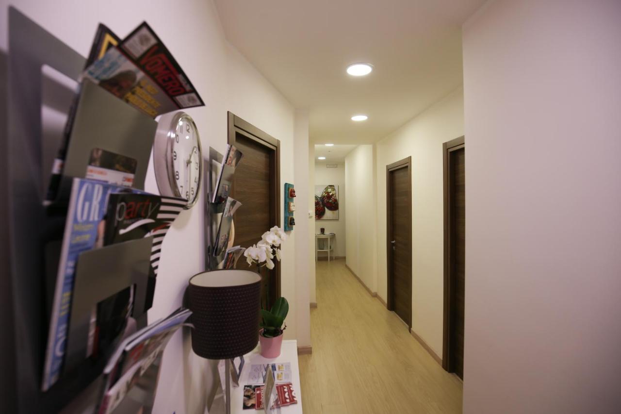 Bernini 20 Bed and Breakfast Napels Buitenkant foto