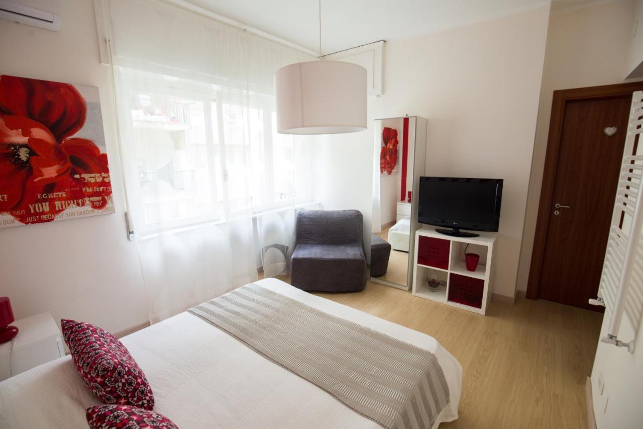 Bernini 20 Bed and Breakfast Napels Buitenkant foto