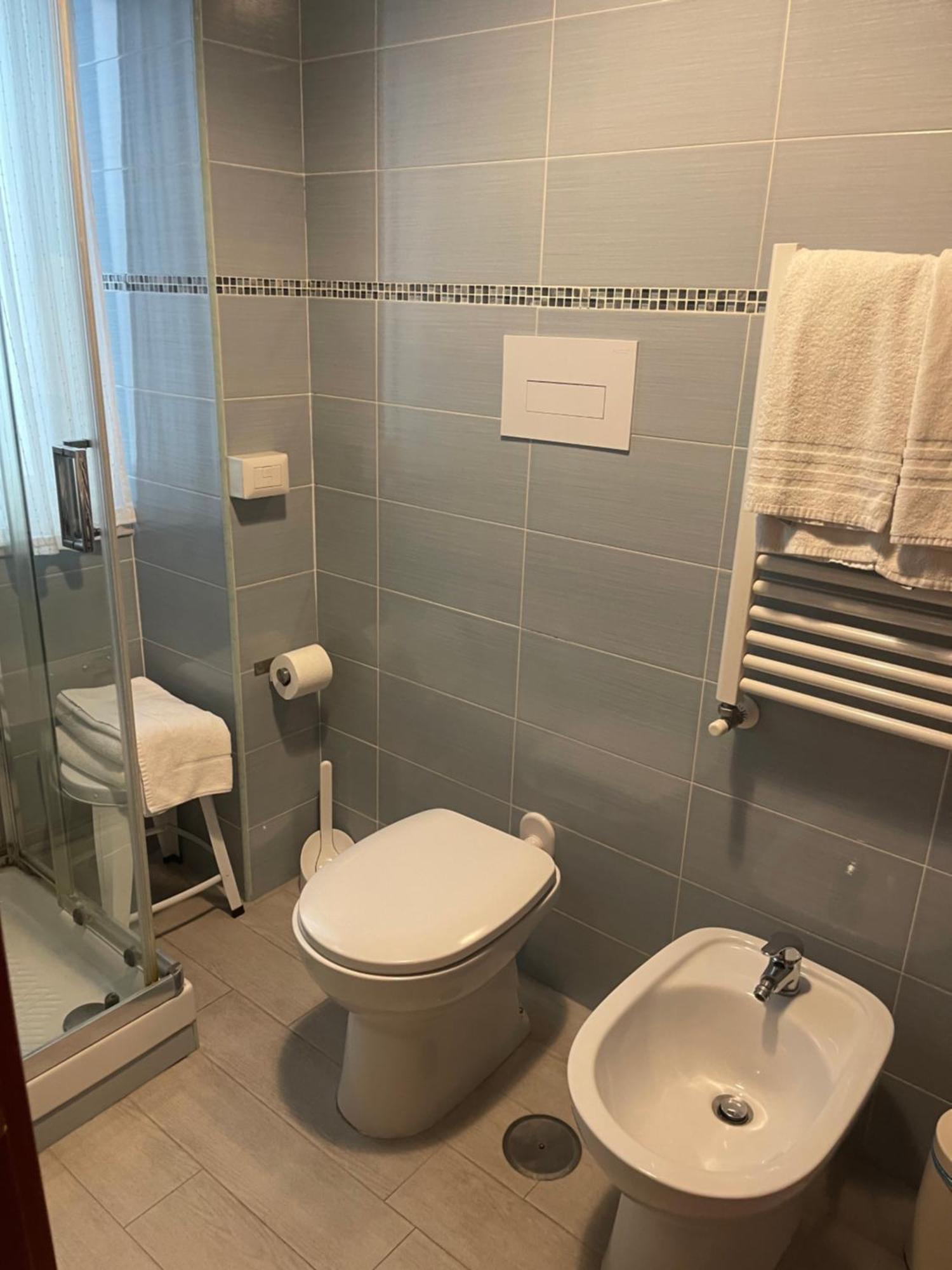 Bernini 20 Bed and Breakfast Napels Buitenkant foto