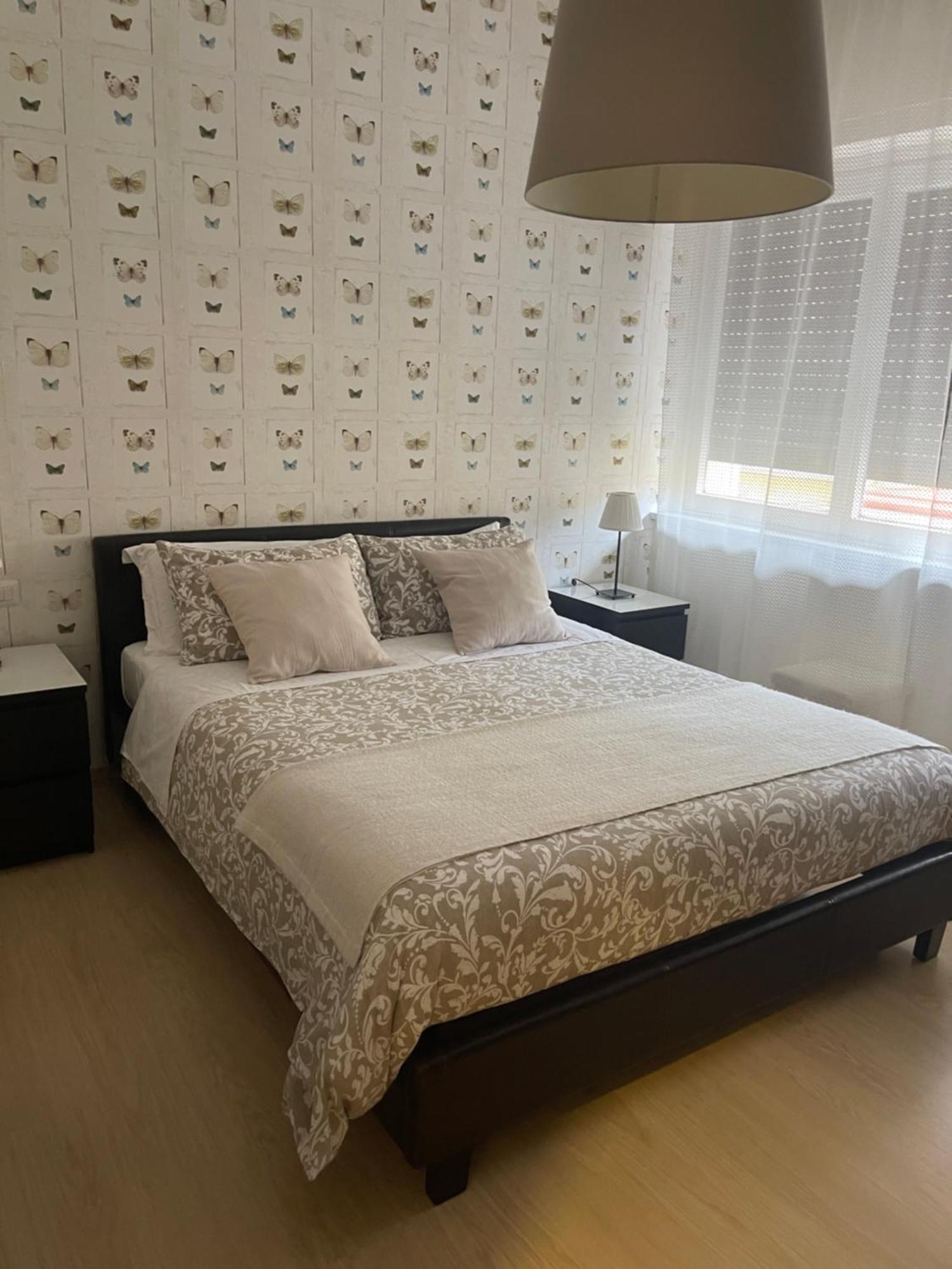 Bernini 20 Bed and Breakfast Napels Buitenkant foto