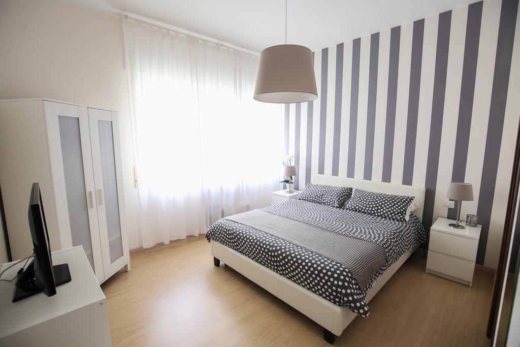 Bernini 20 Bed and Breakfast Napels Buitenkant foto