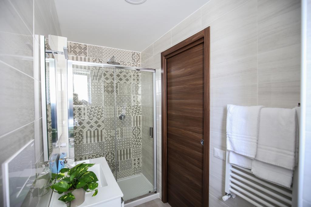 Bernini 20 Bed and Breakfast Napels Buitenkant foto